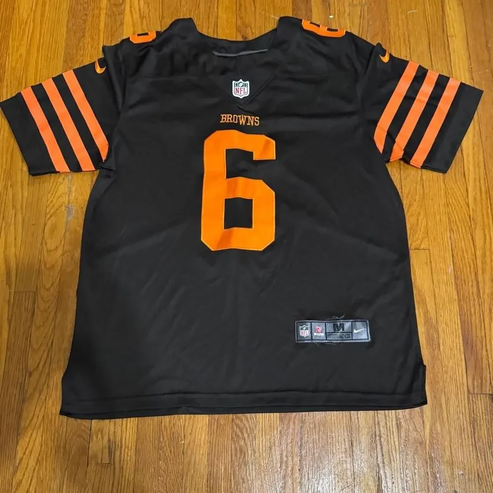 Nfl Men's Black and Orange T-shirt